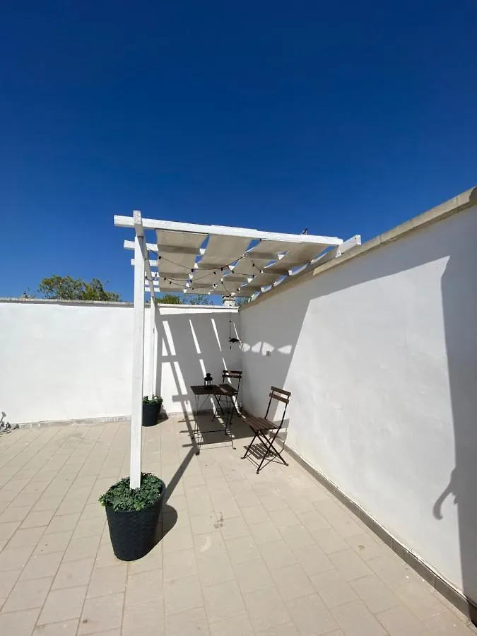 L'Attico Piazza Sant'Oronzo Bed & Breakfast Lecce 0*,